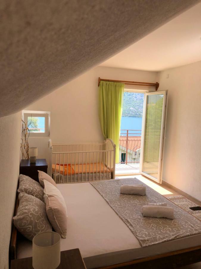 Apartman Nina2 Risan Exteriör bild
